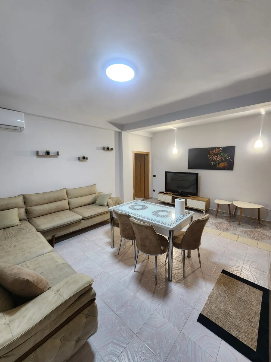 1+1 Apartment for Rent on Epikadeve Street, Durrës
